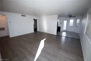 Photo #2: 2461835 Listing 