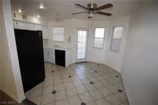 Photo #5: 2461835 Listing 