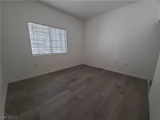 Photo #3: 2461897 Listing 