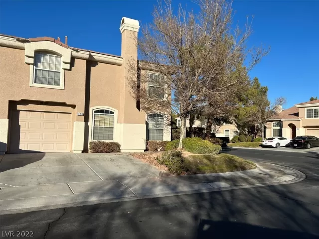 MLS: 2461907 Condo For Sale