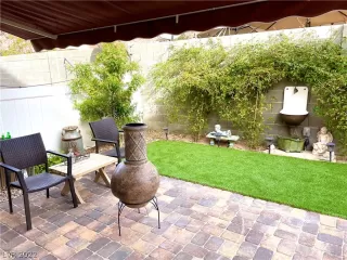 Photo #1: 2461968 Listing