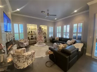 Photo #2: 2461978 Listing 