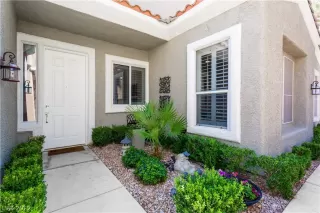 Photo #6: 2461978 Listing 