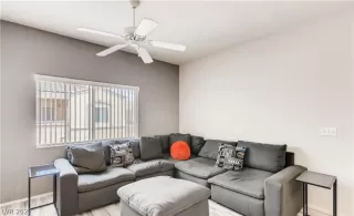 Photo #4: 2462002 Listing 