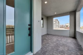 Photo #2: 2462005 Listing 