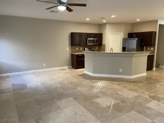 Photo #6: 2462027 Listing 
