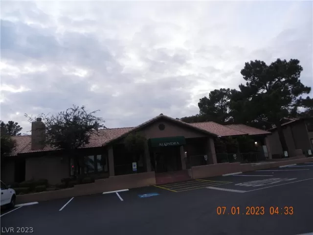 MLS: 2462045 Condo For Sale