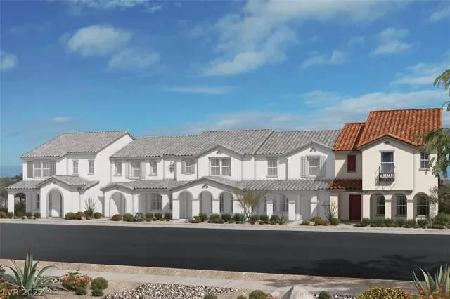 MLS: 2462052 Condo For Sale