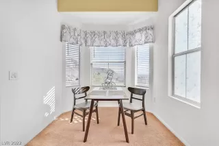 Photo #6: 2462096 Listing