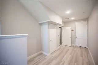 Photo #3: 2462109 Listing 