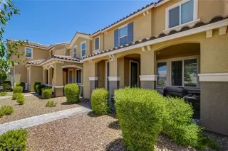 Photo #2: 2462111 Listing