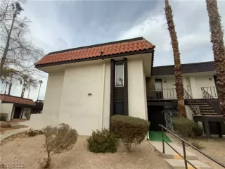 Photo #1: 2462128 Listing 