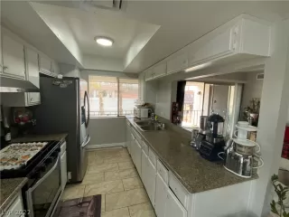 Photo #6: 2462128 Listing 