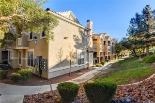 Photo #2: 2462197 Listing 