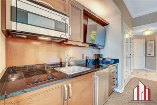 Photo #1: 2462225 Listing