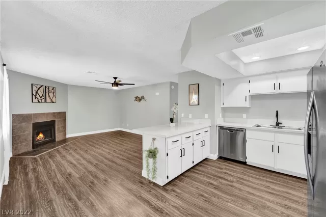 MLS: 2462323 Condo For Sale