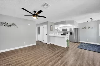 Photo #4: 2462323 Listing 