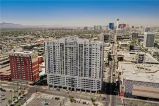 Photo #1: 2462334 Listing