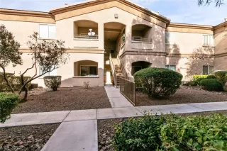 Photo #2: 2462365 Listing