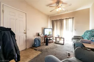 Photo #5: 2462365 Listing