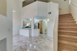 Photo #6: 2462373 Listing 