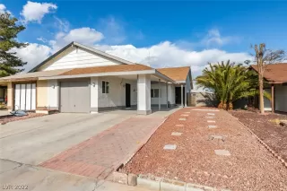 Photo #3: 2462403 Listing 