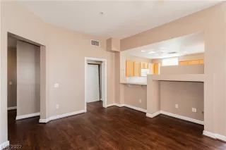 Photo #4: 2462451 Listing 