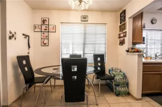 Photo #4: 2462476 Listing 