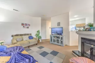 Photo #6: 2462494 Listing