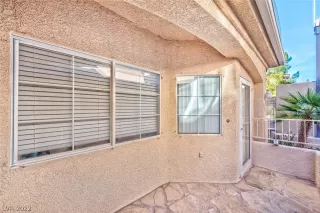 Photo #3: 2462509 Listing 