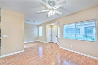 Photo #4: 2462509 Listing 