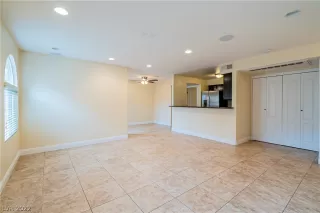 Photo #4: 2462510 Listing 