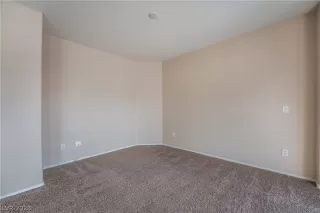 Photo #3: 2462631 Listing 