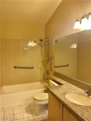 Photo #5: 2462643 Listing