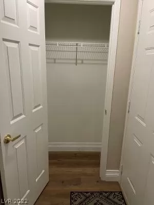 Photo #1: 2462647 Listing