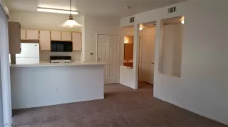 Photo #6: 2462661 Listing 