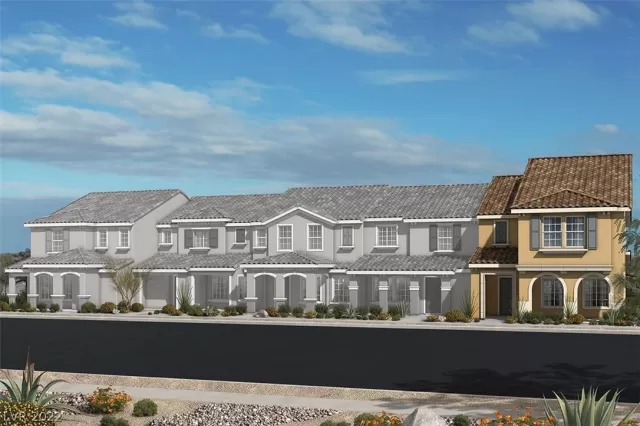 MLS: 2462697 Condo For Sale