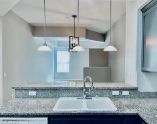 Photo #2: 2462724 Listing