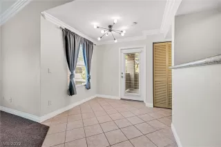 Photo #6: 2462732 Listing 