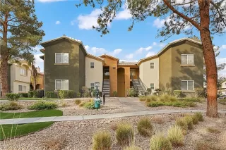 Photo #1: 2462760 Listing