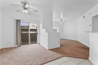 Photo #3: 2462760 Listing