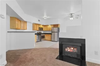 Photo #5: 2462760 Listing