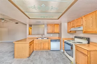 Photo #6: 2462765 Listing 