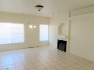 Photo #1: 2462820 Listing 