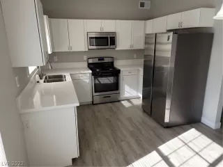 Photo #4: 2462825 Listing 