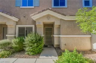 Photo #2: 2462829 Listing