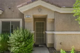 Photo #3: 2462829 Listing