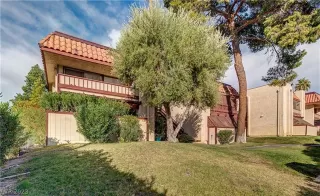 Photo #1: 2462834 Listing 