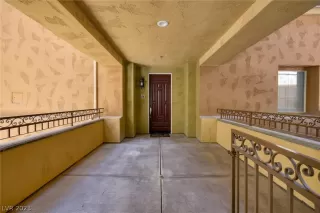 Photo #1: 2462922 Listing 