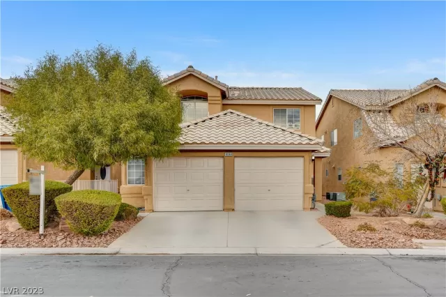 MLS: 2462950 Condo For Sale